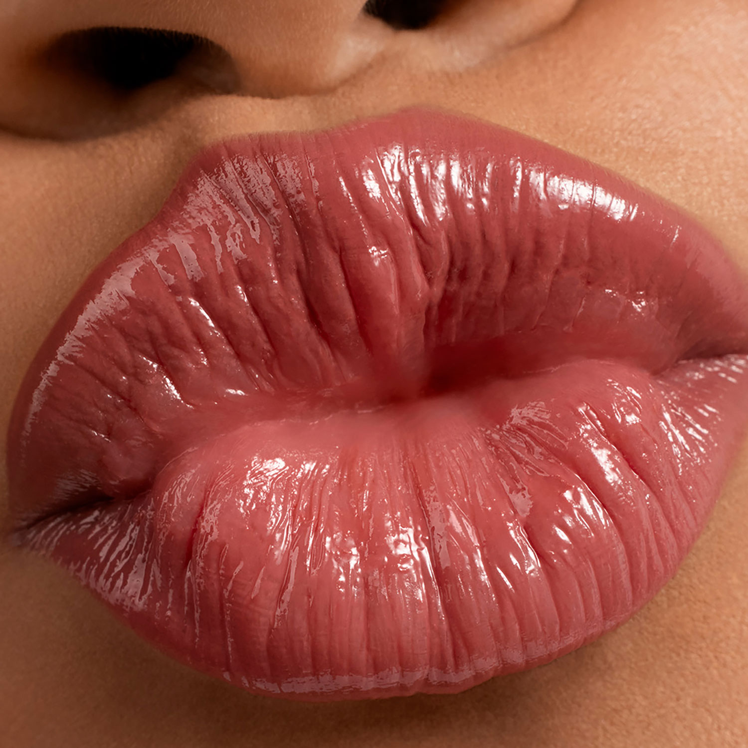 LANCÔME LIP IDÔLE BUTTERGLOW (BÁLSAMO LABIAL CON COLOR)